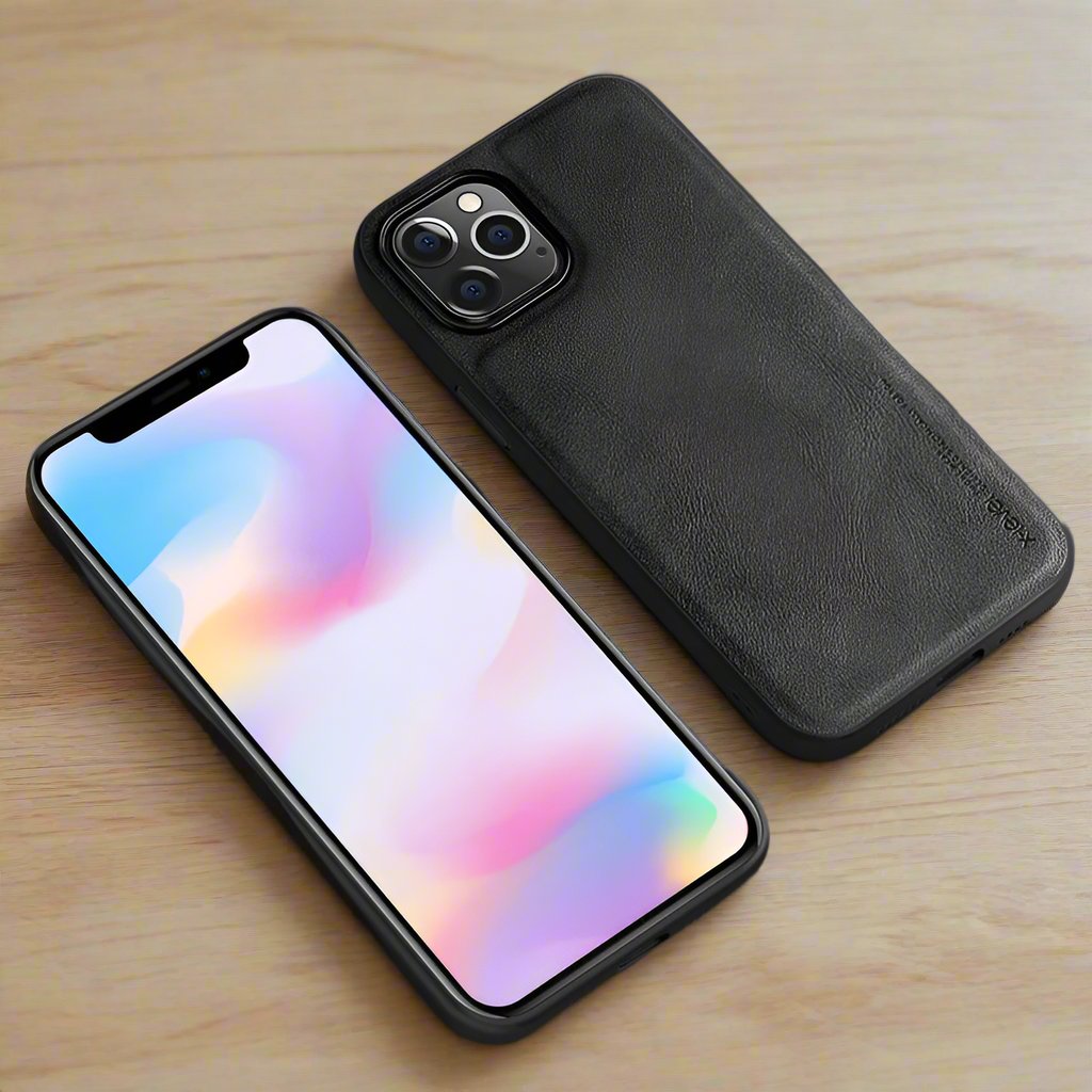  Classic iPhone Leather Case in Black