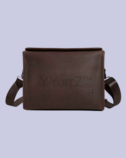 The display of the Vintage Style Crossbody Messenger Bag