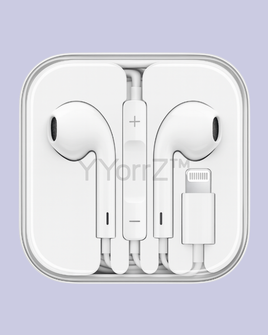 The EarPods - Lightning Cable in its casing